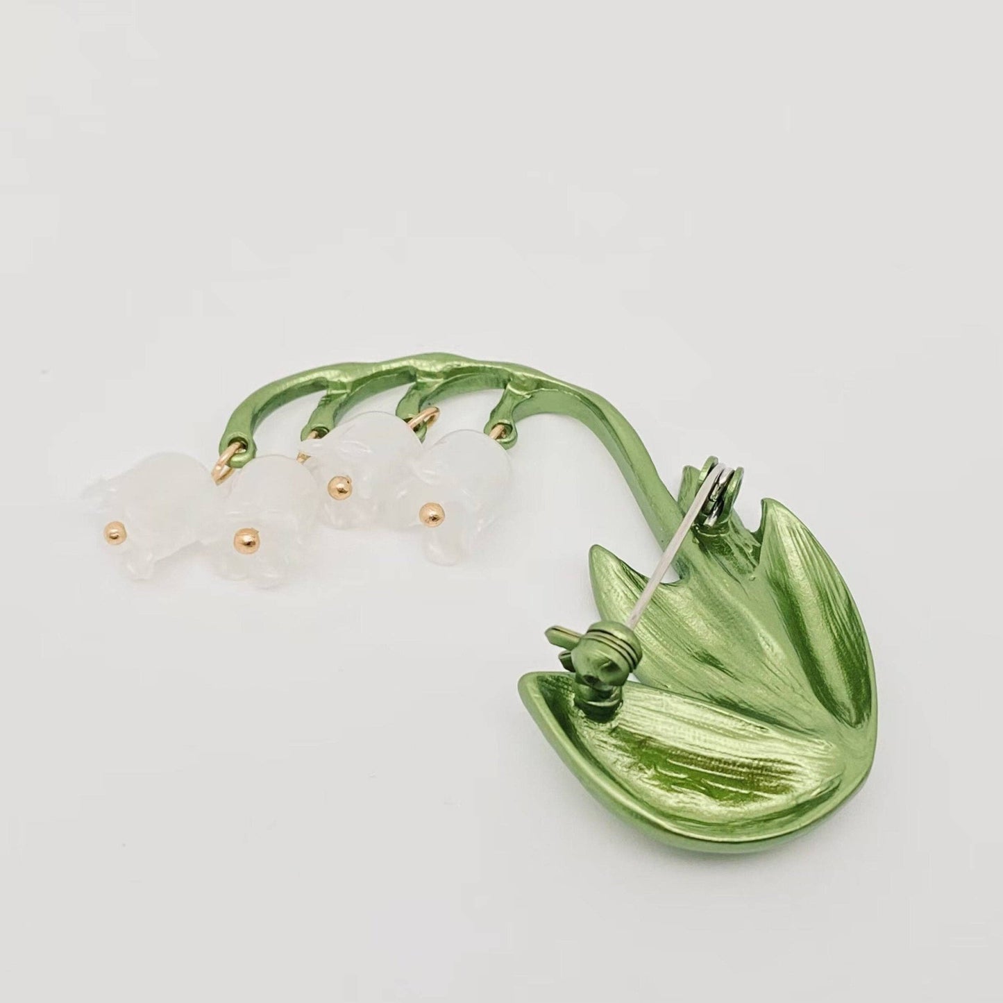 A177 Brooch | Flower | Lilies of the Valley | Vintage - The Country Rabbit Gifts & Décor