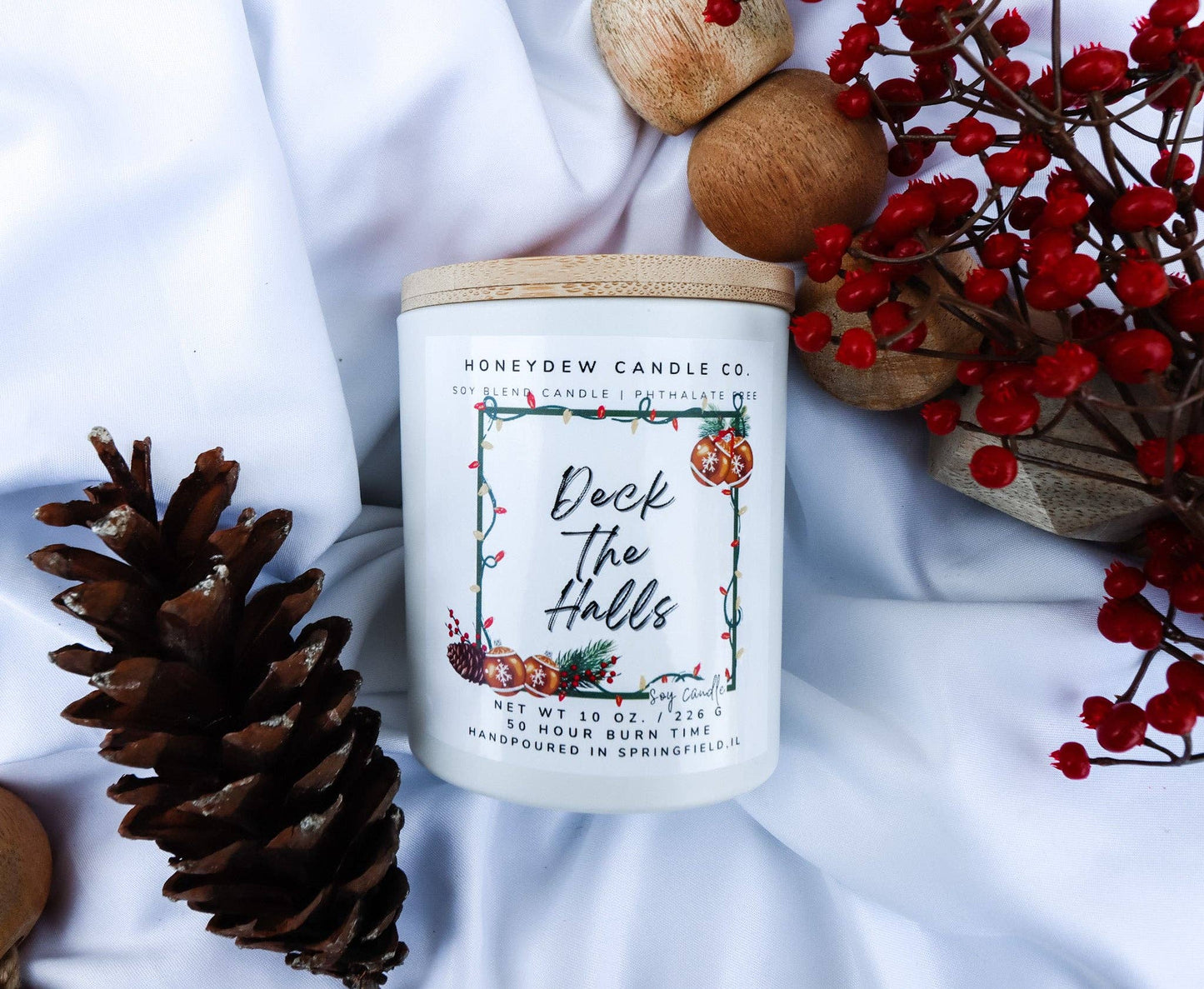 Deck the Halls 8 oz Jar Candle - The Country Rabbit Gifts & Décor