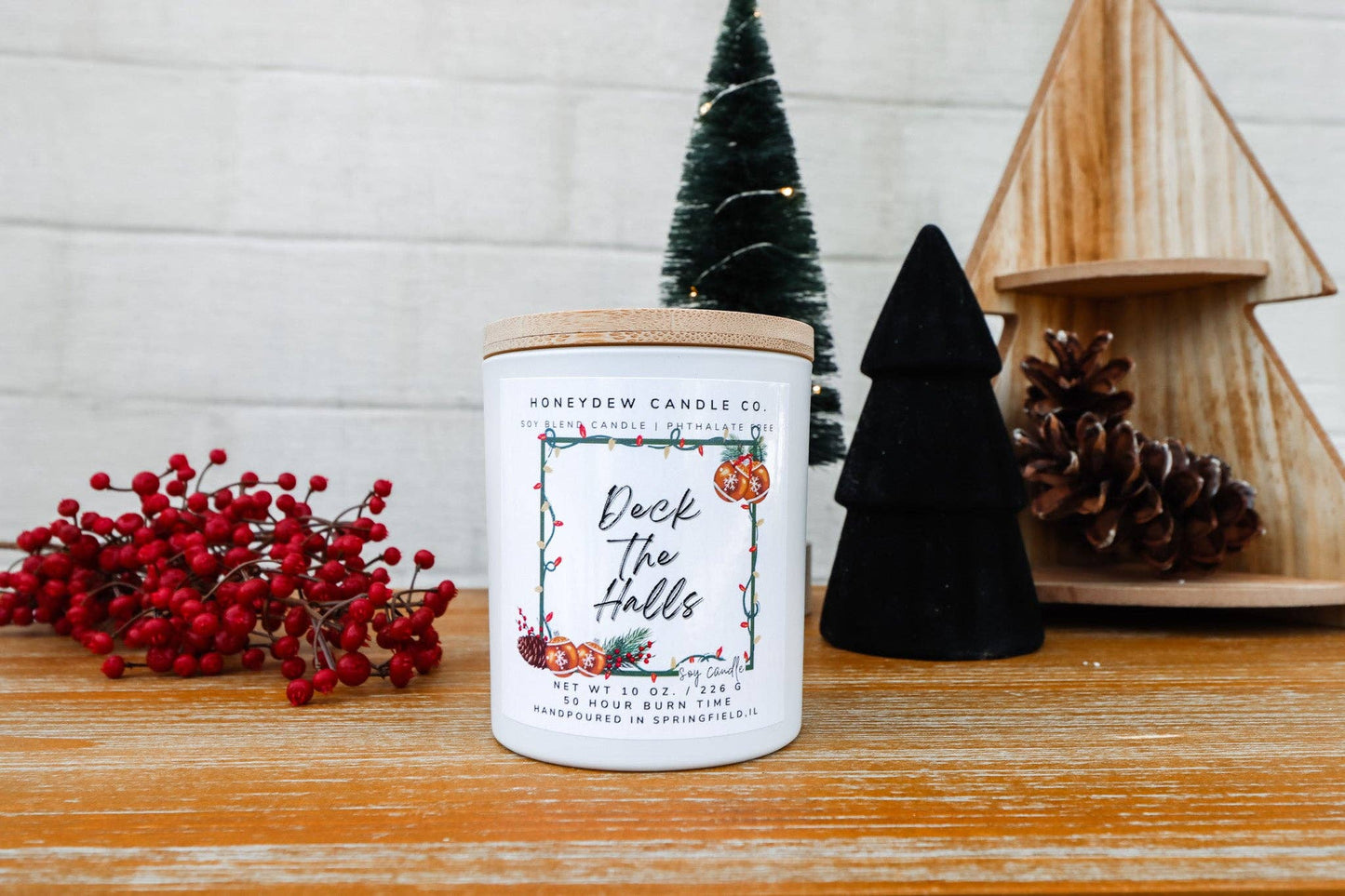 Deck the Halls 8 oz Jar Candle - The Country Rabbit Gifts & Décor
