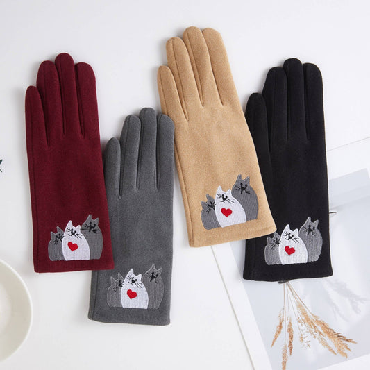 Cozy Winter Gloves Three Cats with Red Heart Design - The Country Rabbit Gifts & Décor