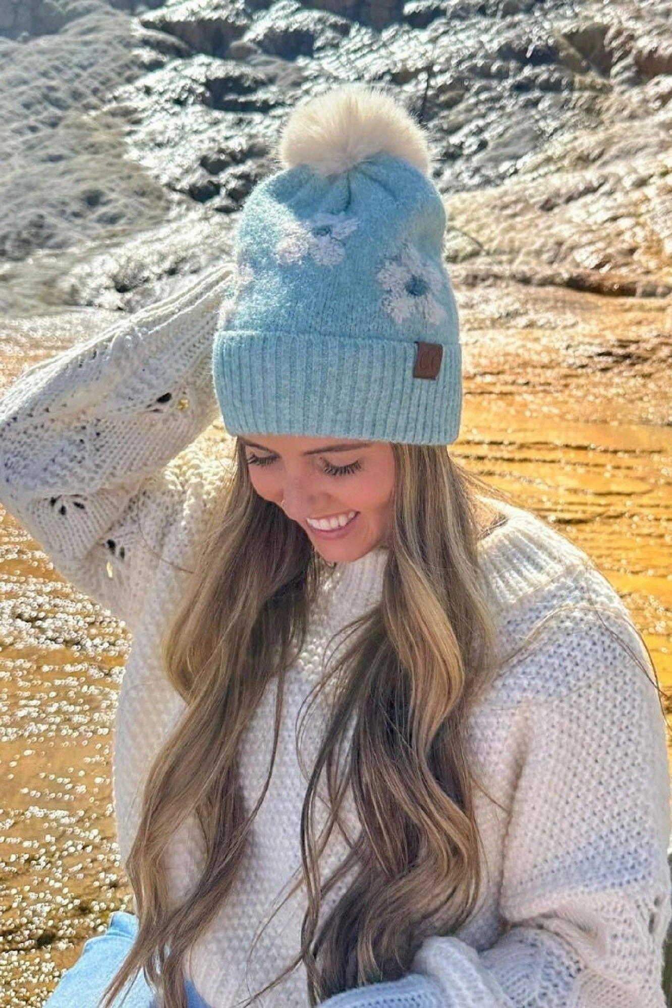 Darla Daisy Contrast Fur Pom Beanie - The Country Rabbit Gifts & Décor