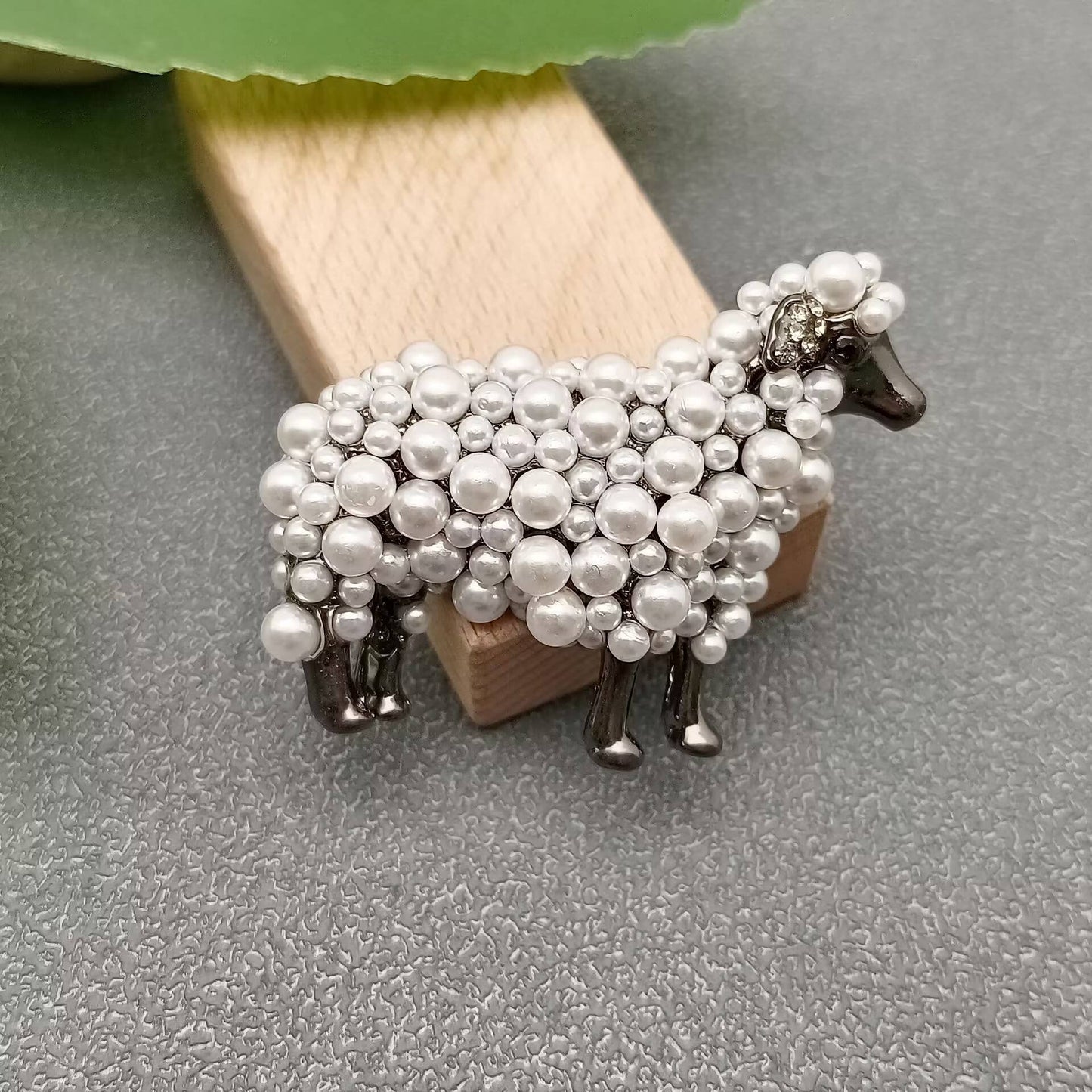 Sheep Brooch - The Country Rabbit Gifts & Décor