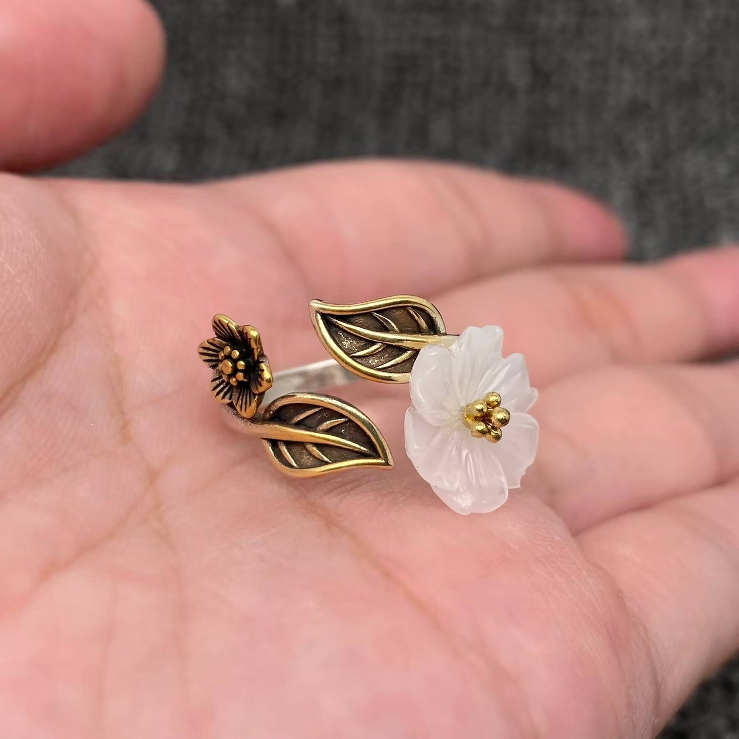 Vintage White Acrylic Flower Adjustable Metal Ring - The Country Rabbit Gifts & Décor